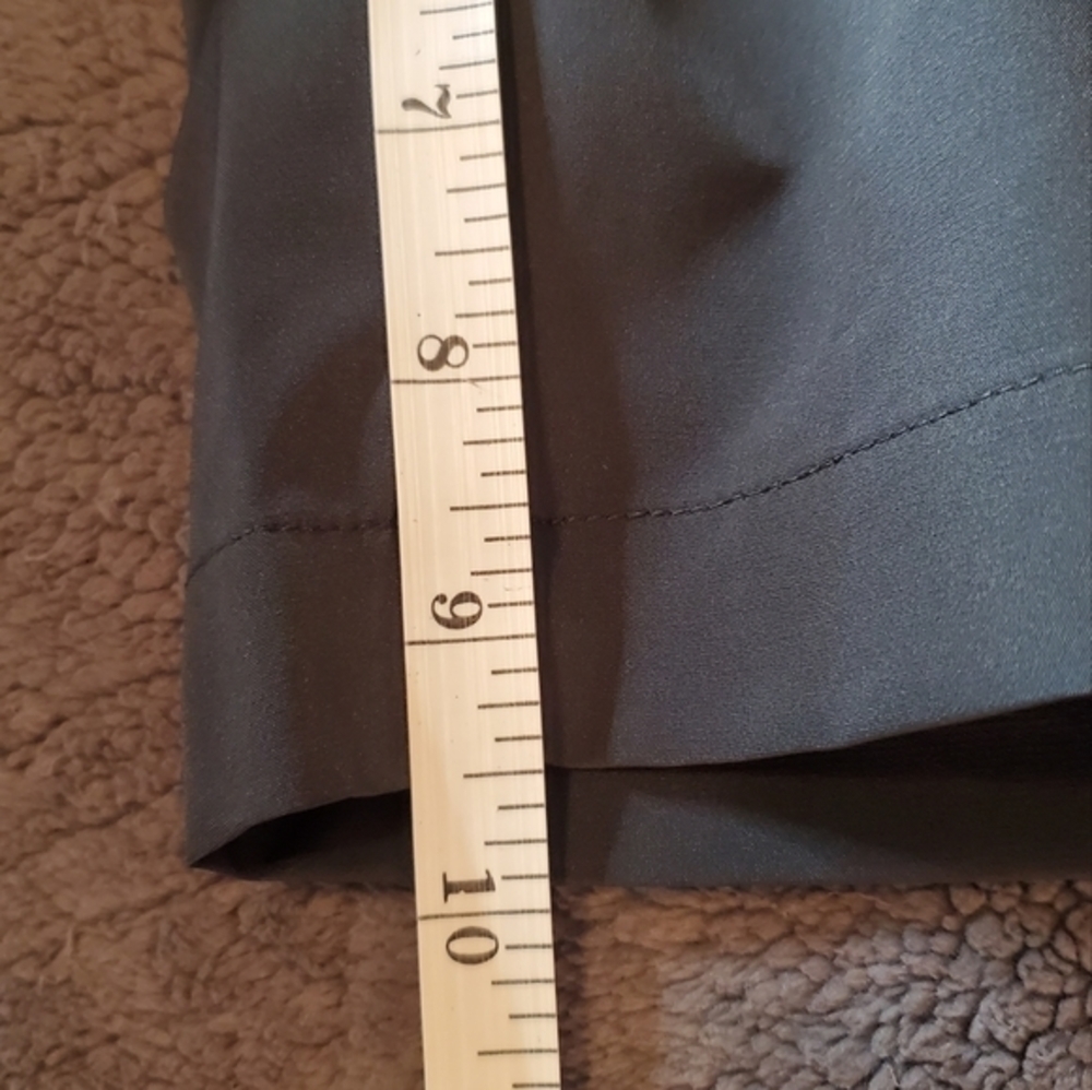 NWOT Oobe Charcoal Golf Hiking Arrowhead Bermuda Shorts - Picture 12 of 14